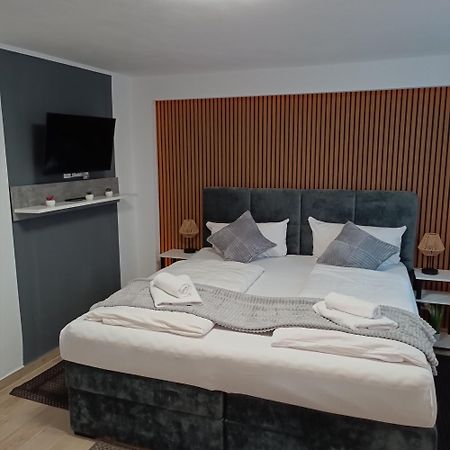 Hotel Ari 카이저슬라우테른 외부 사진